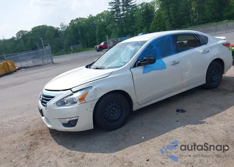 2015 Nissan Altima 2.5 S from USA, damaged, VIN 1N4AL3AP9FC126119